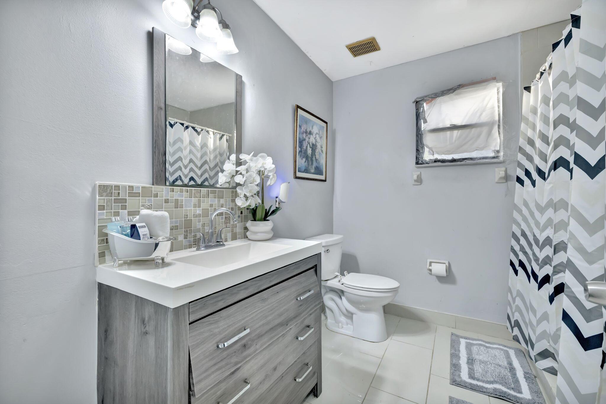 KEY COLONY TOWNHOUSE - Residential