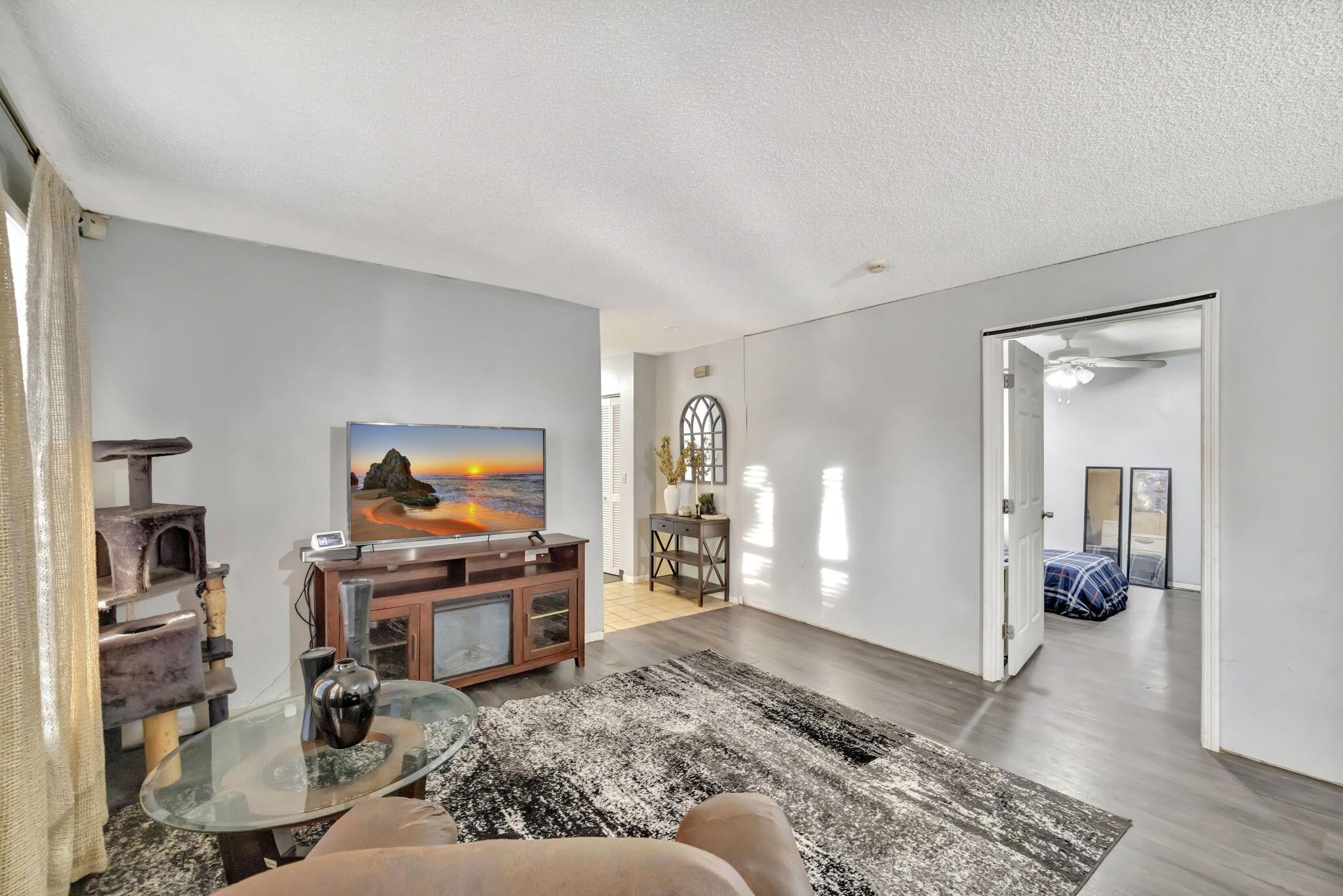 KEY COLONY TOWNHOUSE - Residential