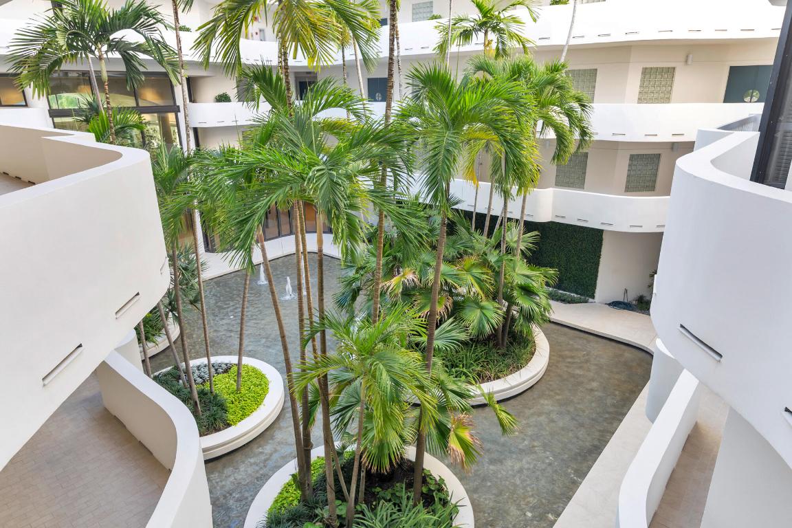 SLOANS CURVE II - Residential