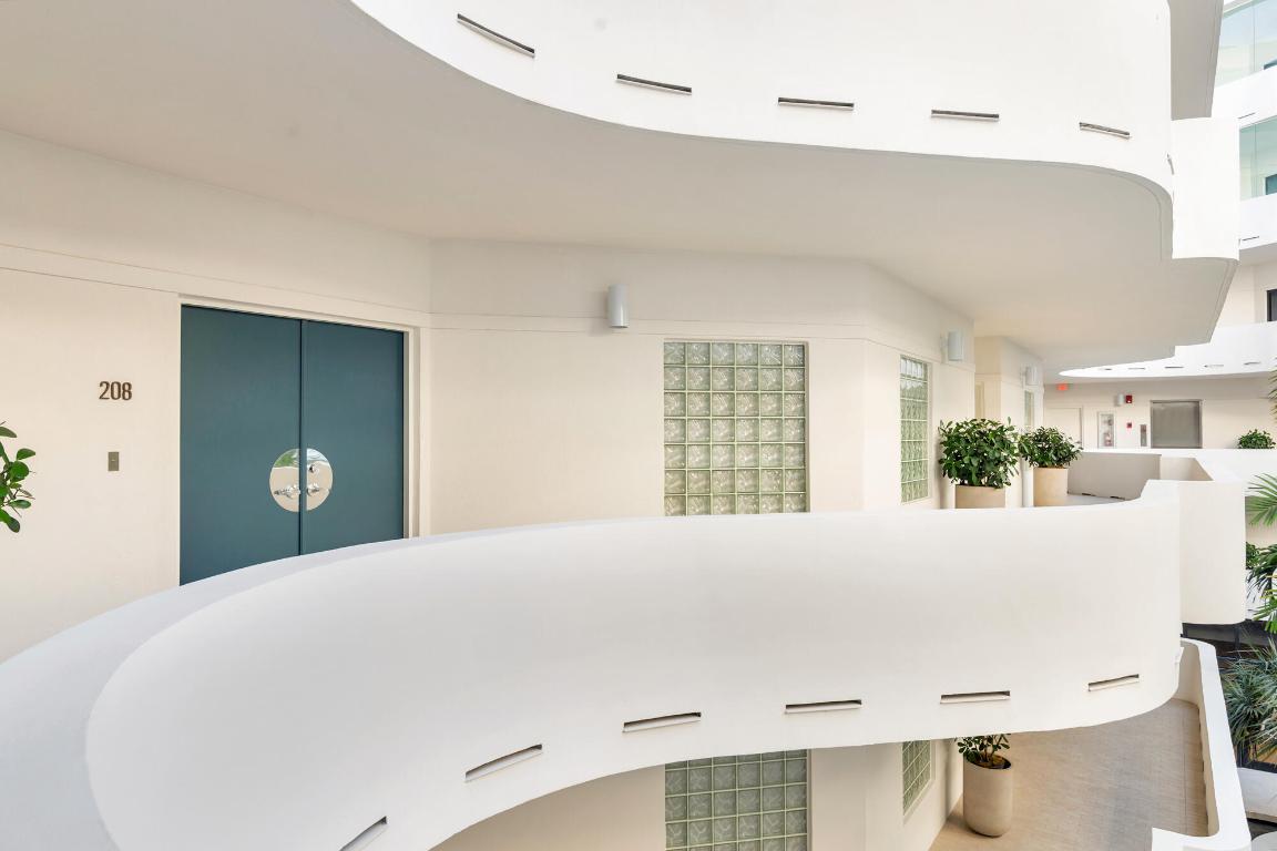 SLOANS CURVE II - Residential