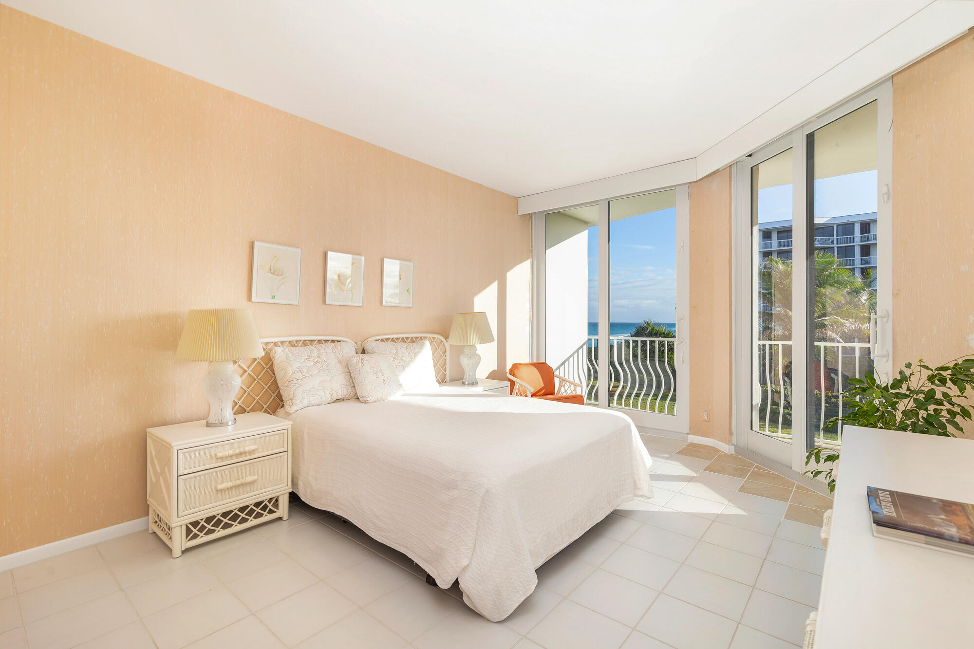 SLOANS CURVE II - Residential