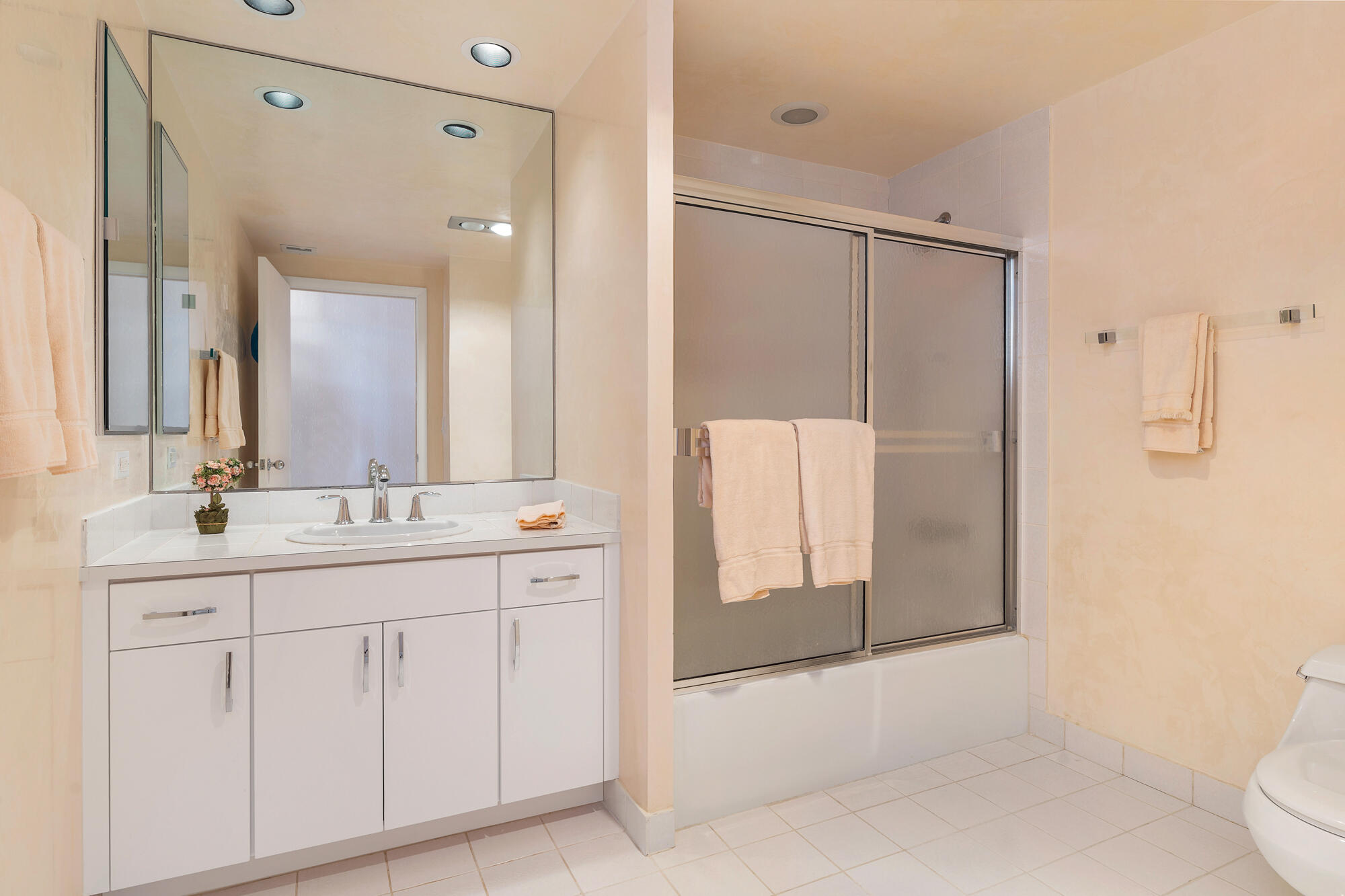 SLOANS CURVE II - Residential