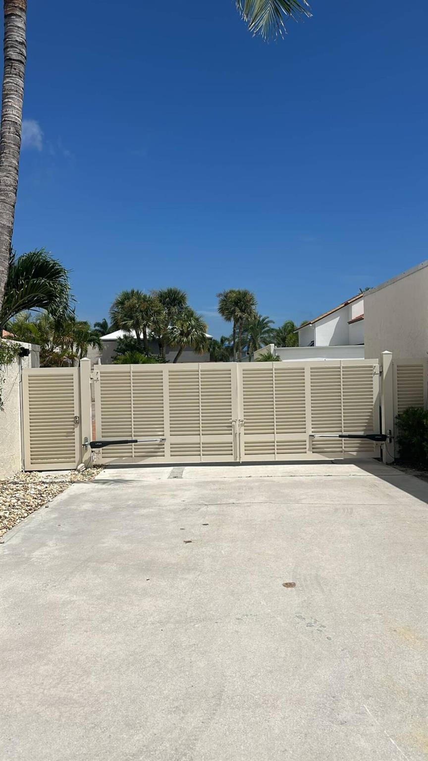 OCEAN WALK PLACE - Residential Lease