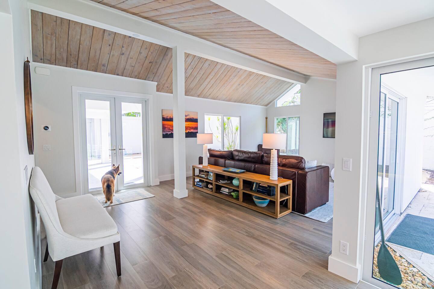 OCEAN WALK PLACE - Residential Lease