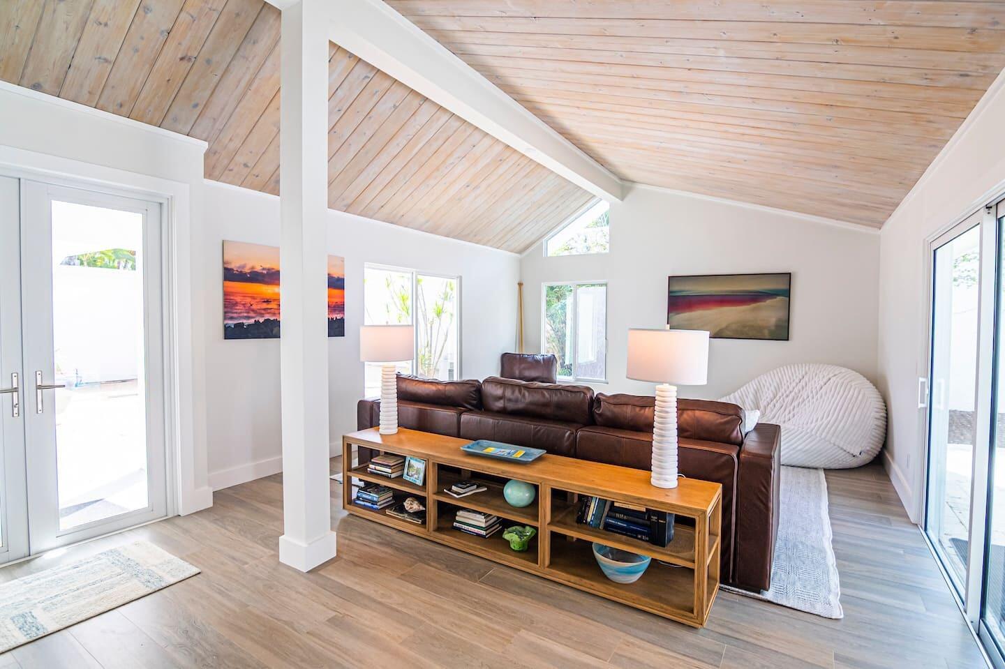 OCEAN WALK PLACE - Residential Lease