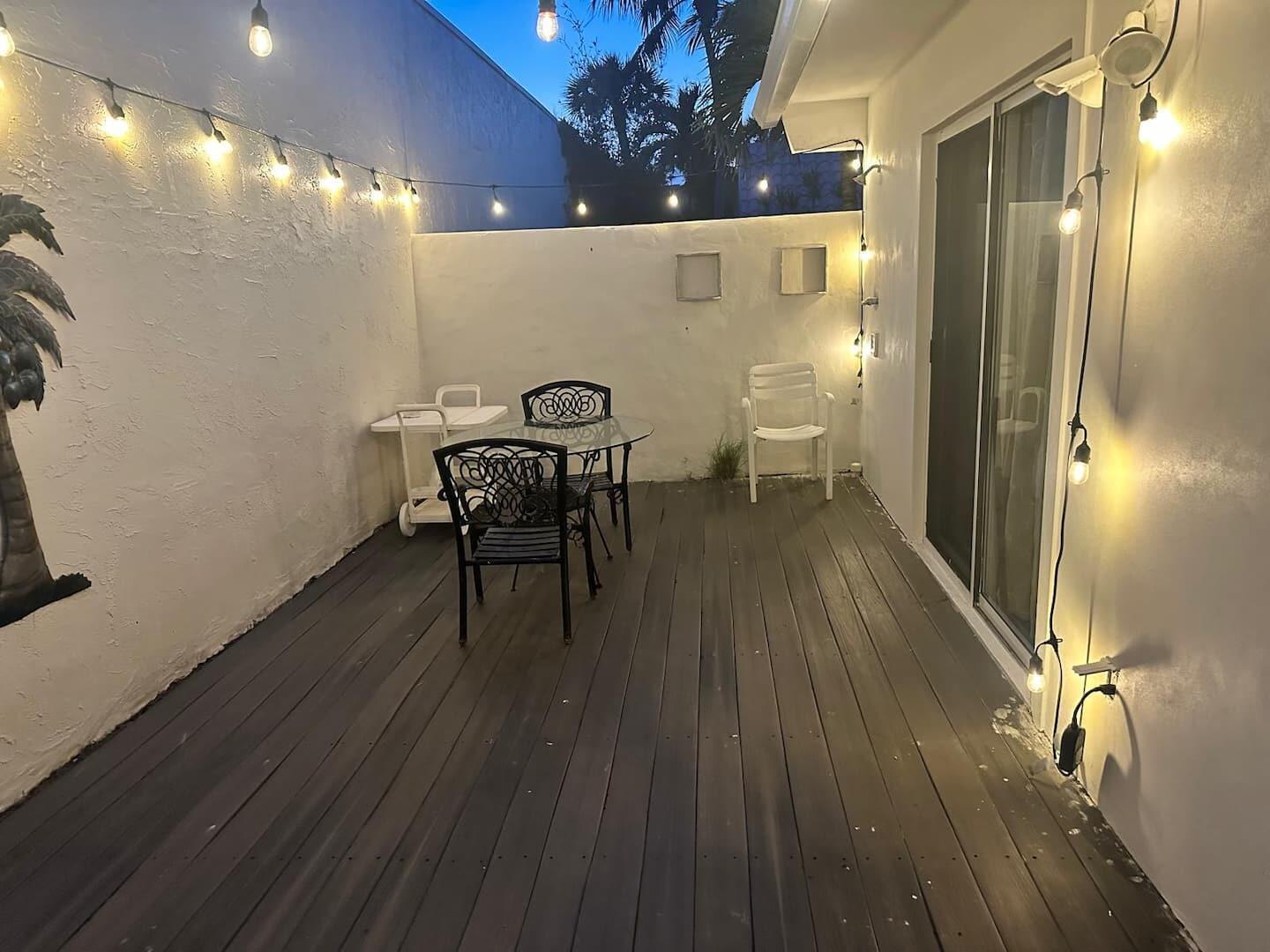 OCEAN WALK PLACE - Residential Lease