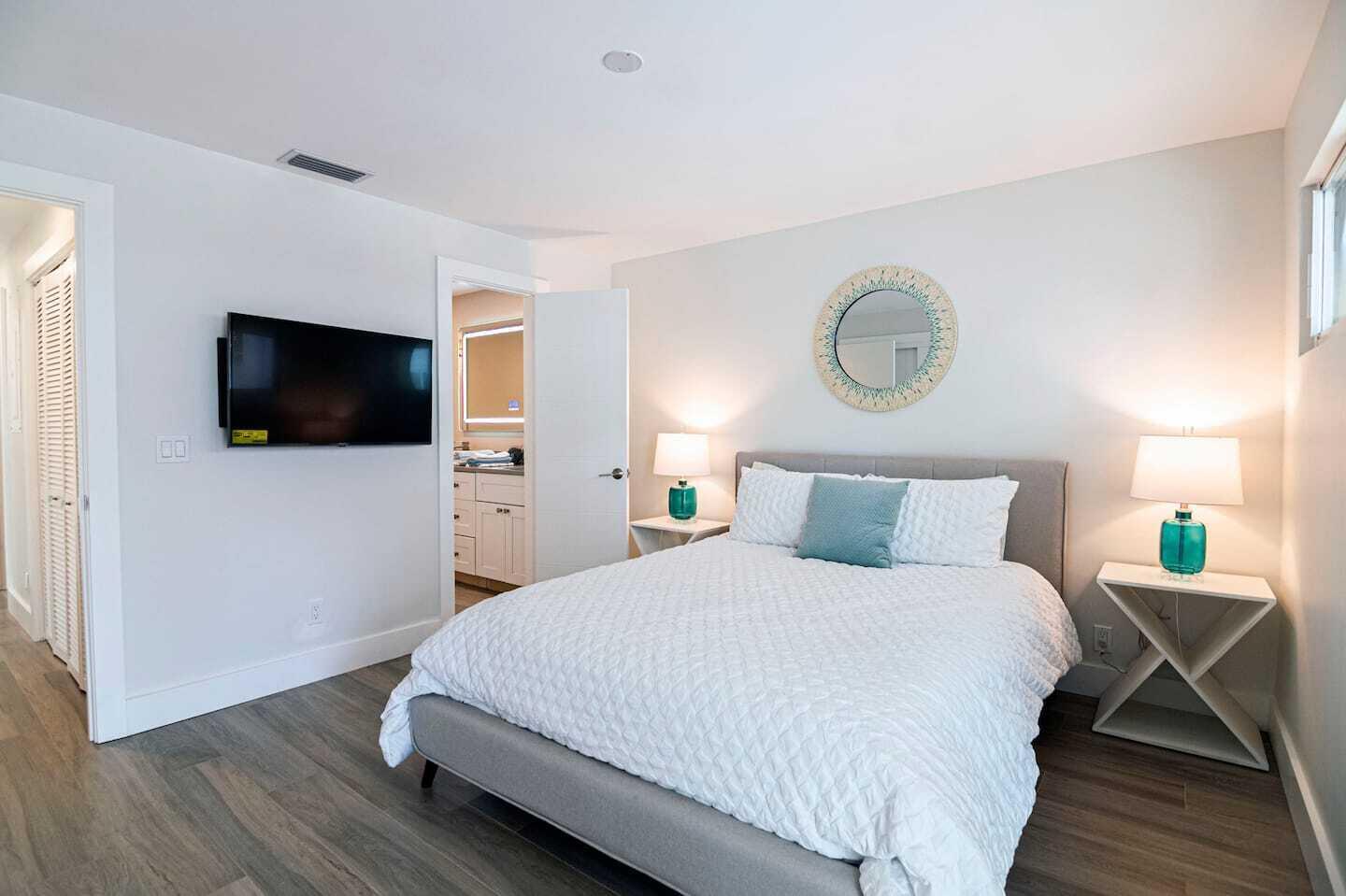 OCEAN WALK PLACE - Residential Lease