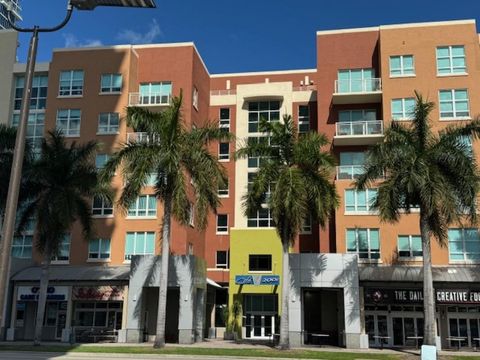 Condominium in Miami FL 2001 Biscayne Blvd Blvd.jpg