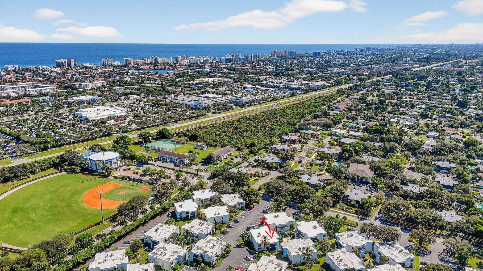 TOWN & COUNTRY ESTATES CO - Residential