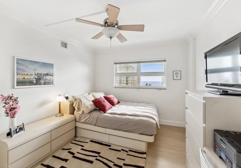 SEAGATE OF HIGHLAND CONDO - Residential