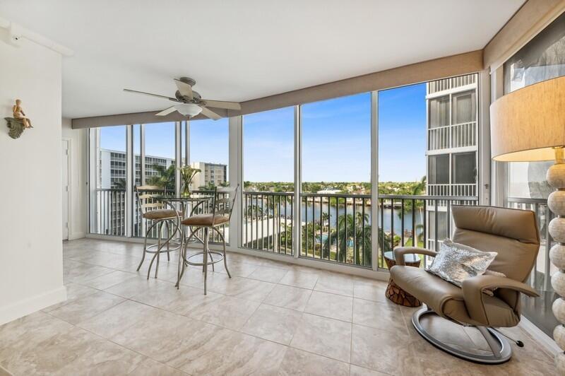 SEAGATE OF HIGHLAND CONDO - Residential