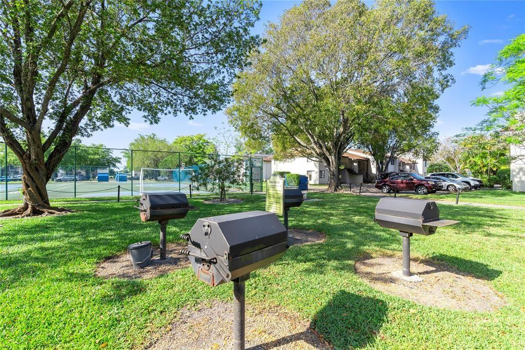 laurel of Margate - Residential