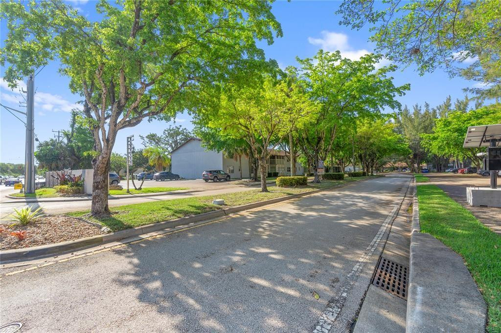 laurel of Margate - Residential