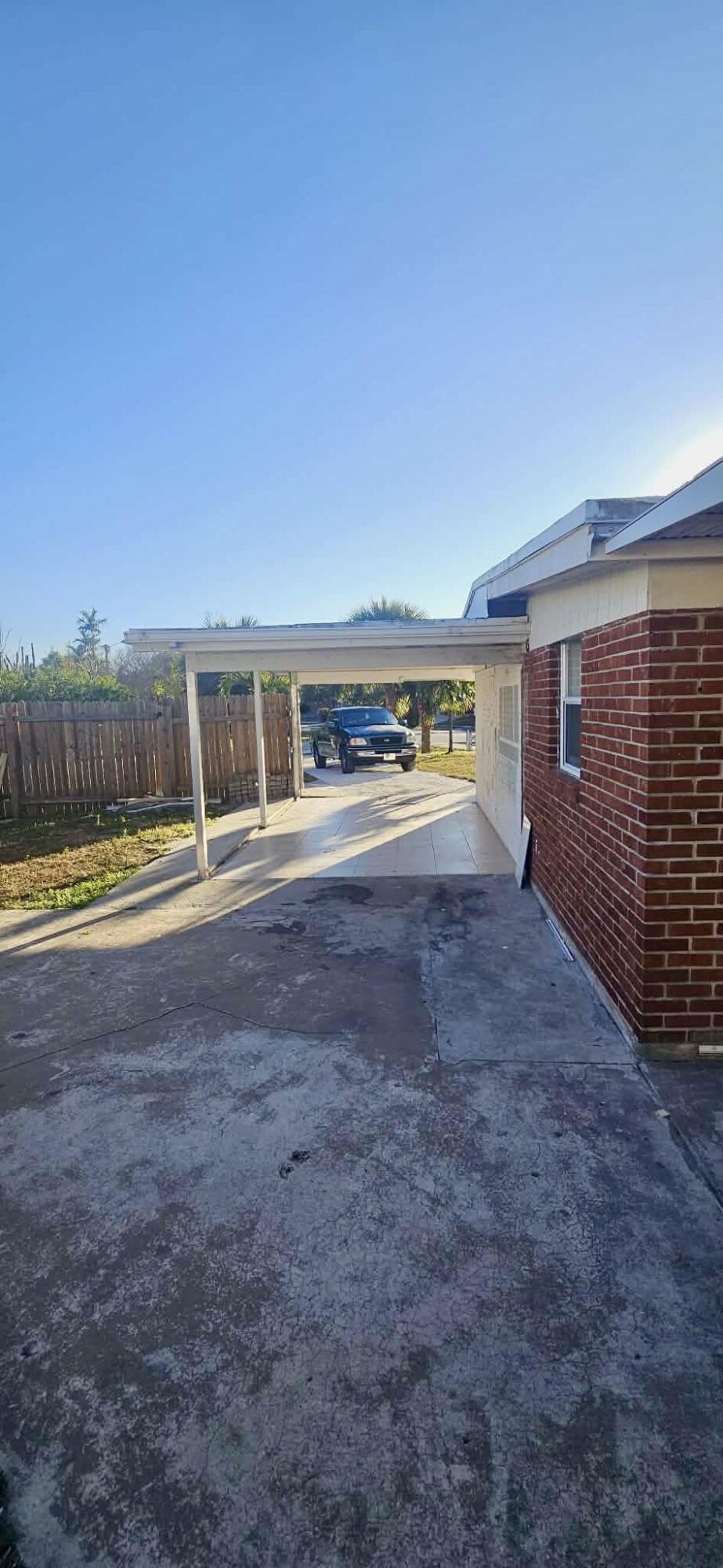 PALM BEACH CABANA COLONY 1 - Residential