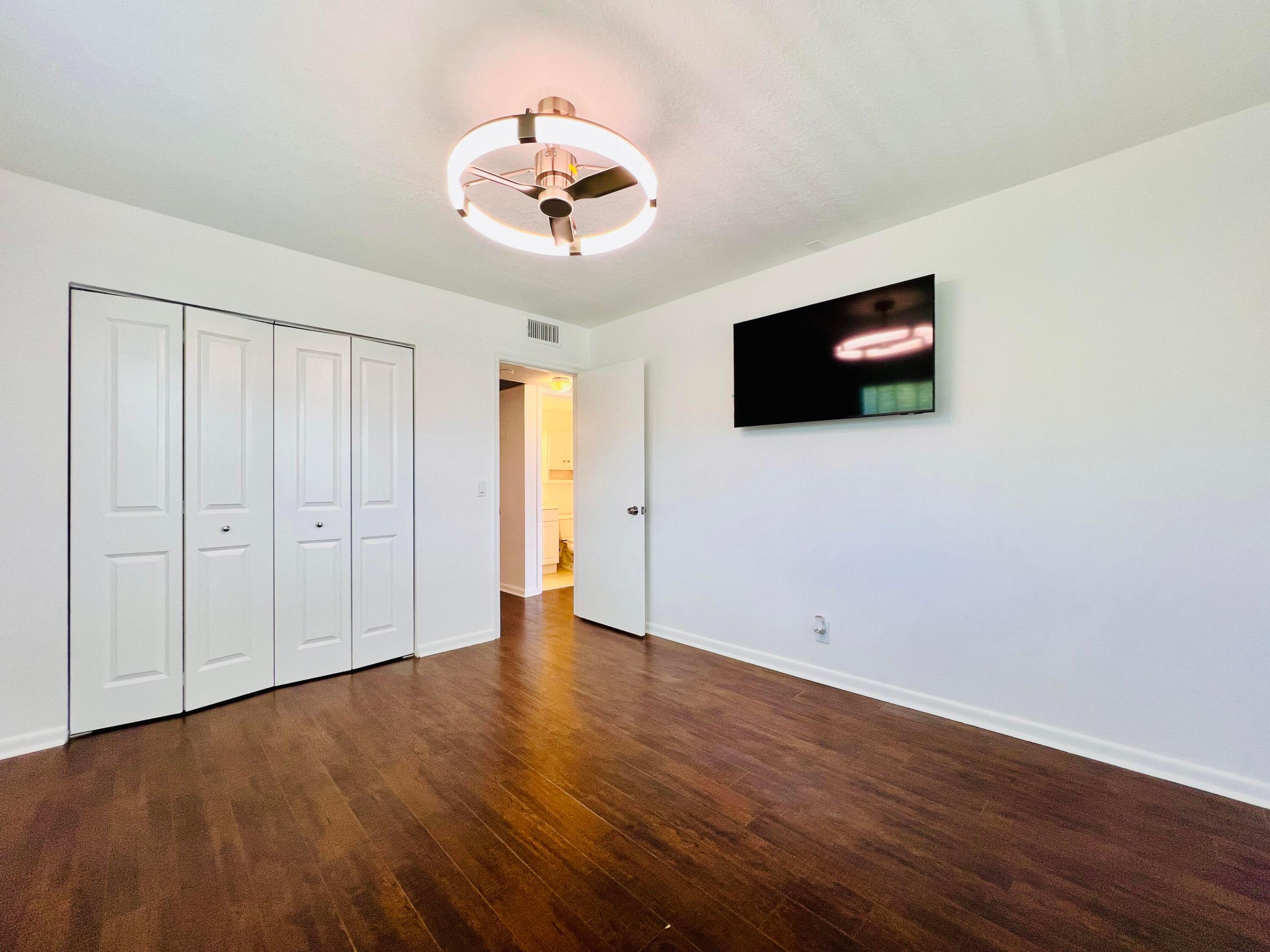 CENTURY VILLAGE -NORTHAMPTON CONDOS - Residential