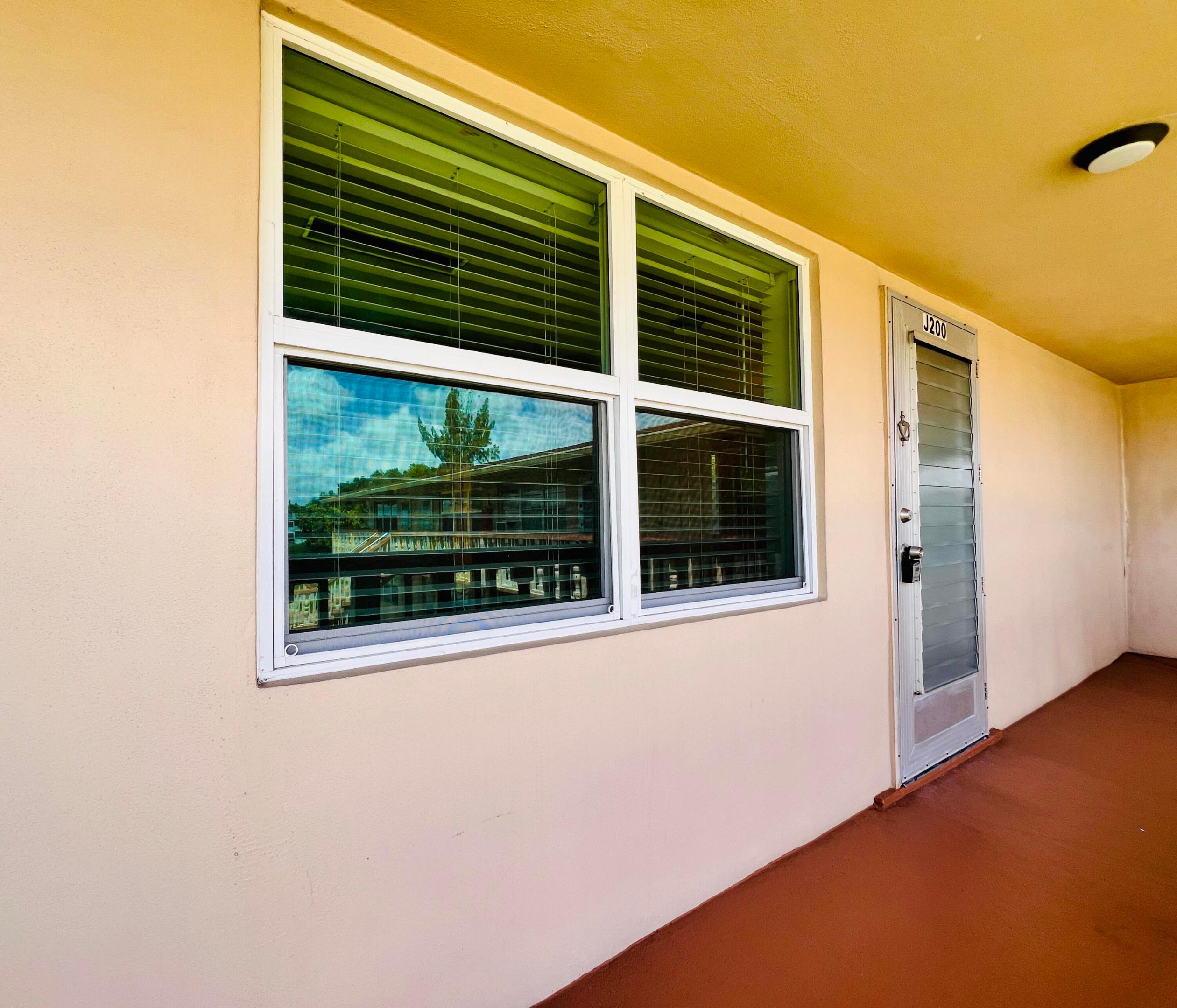 CENTURY VILLAGE -NORTHAMPTON CONDOS - Residential