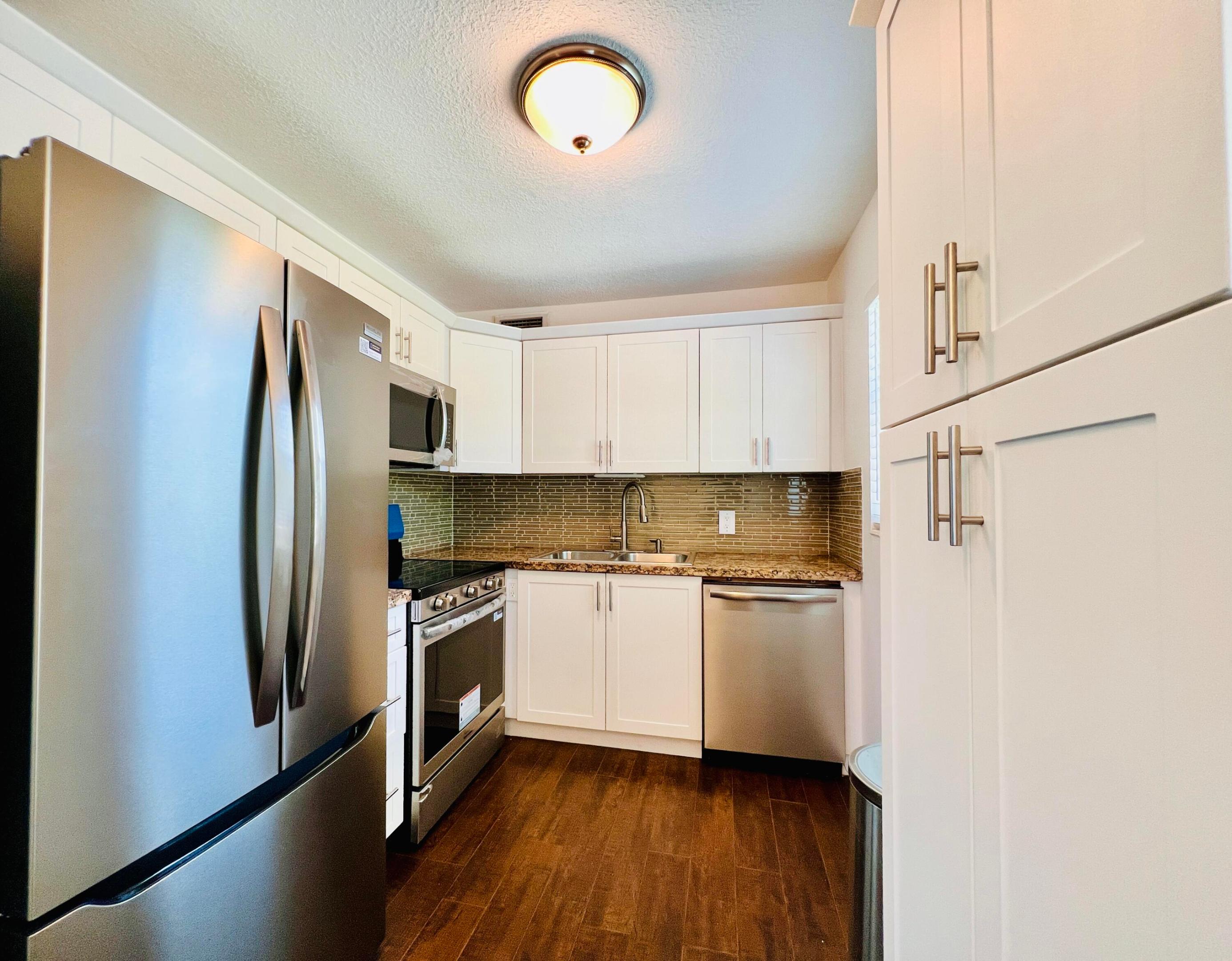 200 Northampton J 200