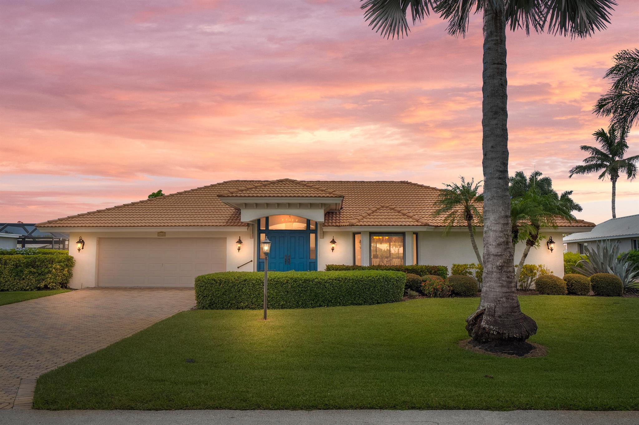 3422 SE Fairway W, Stuart, FL, 34997/$1,990,800 4 3422 SE Fairway W