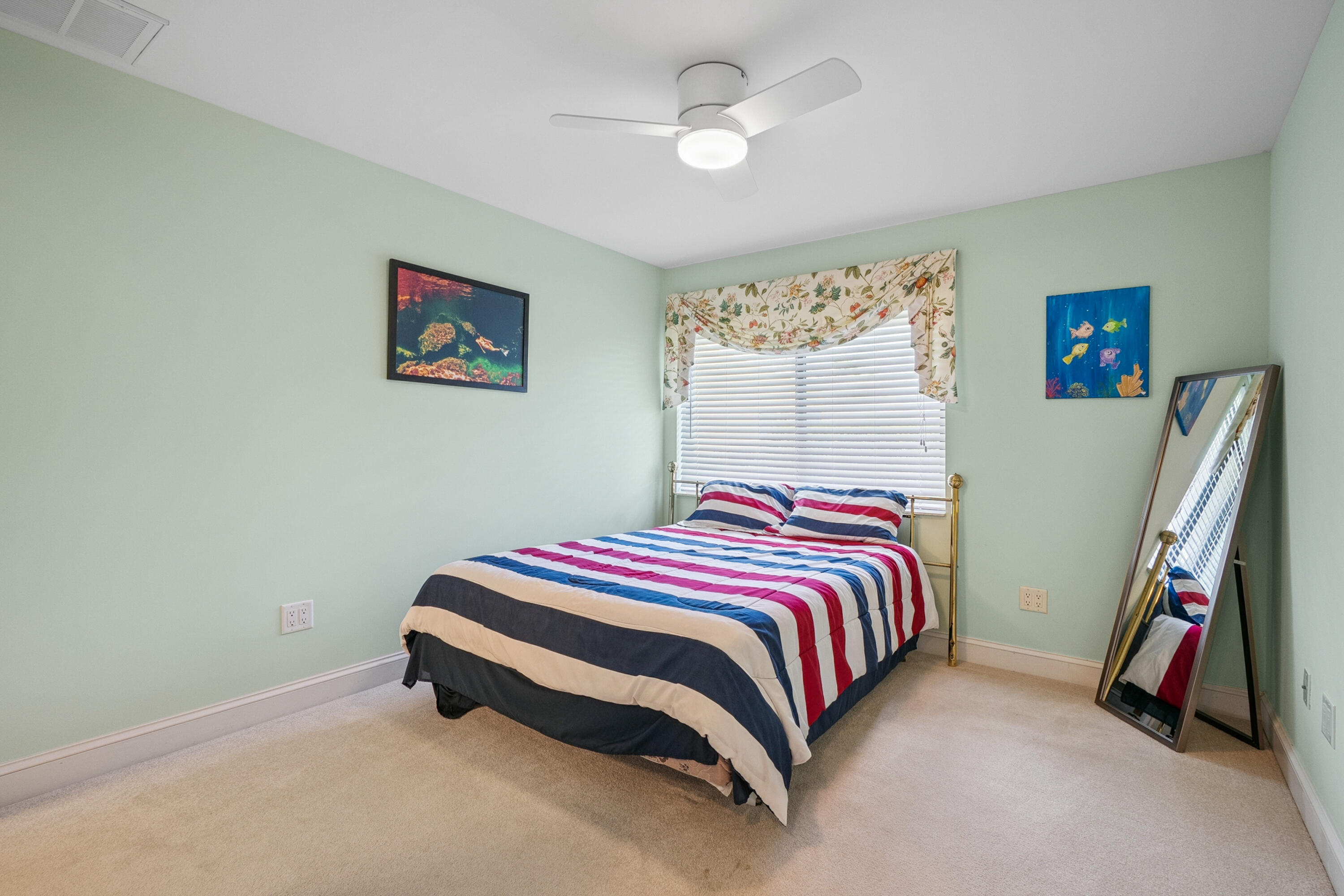 YACHT & COUNTRY CLUB OF STUART - Residential