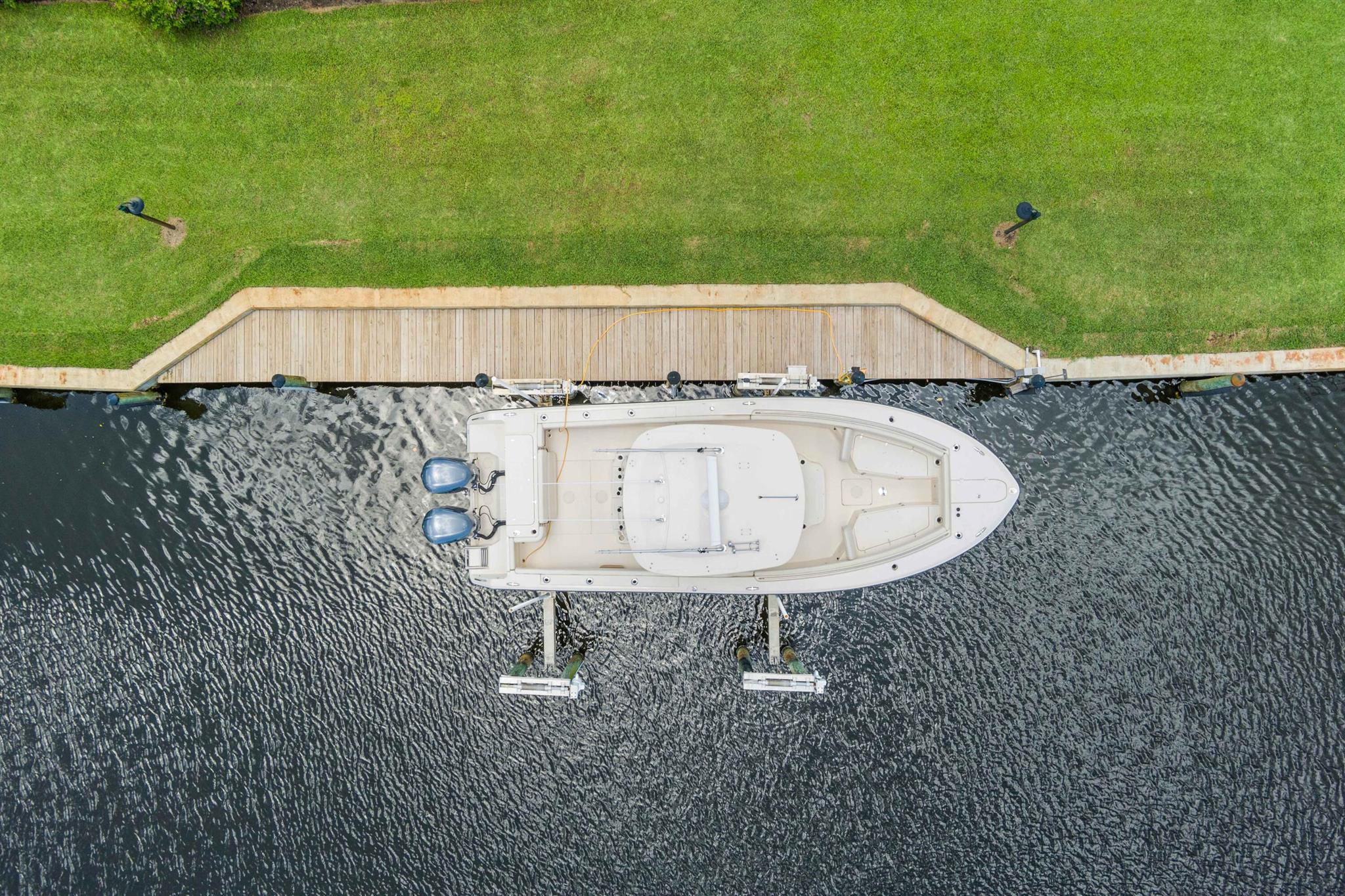 3422 SE Fairway W, Stuart, FL, 34997/$1,990,800 1 3422 SE Fairway W