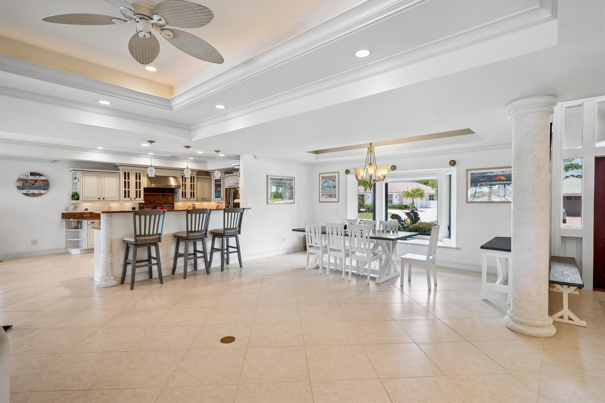 YACHT & COUNTRY CLUB OF S - Residential