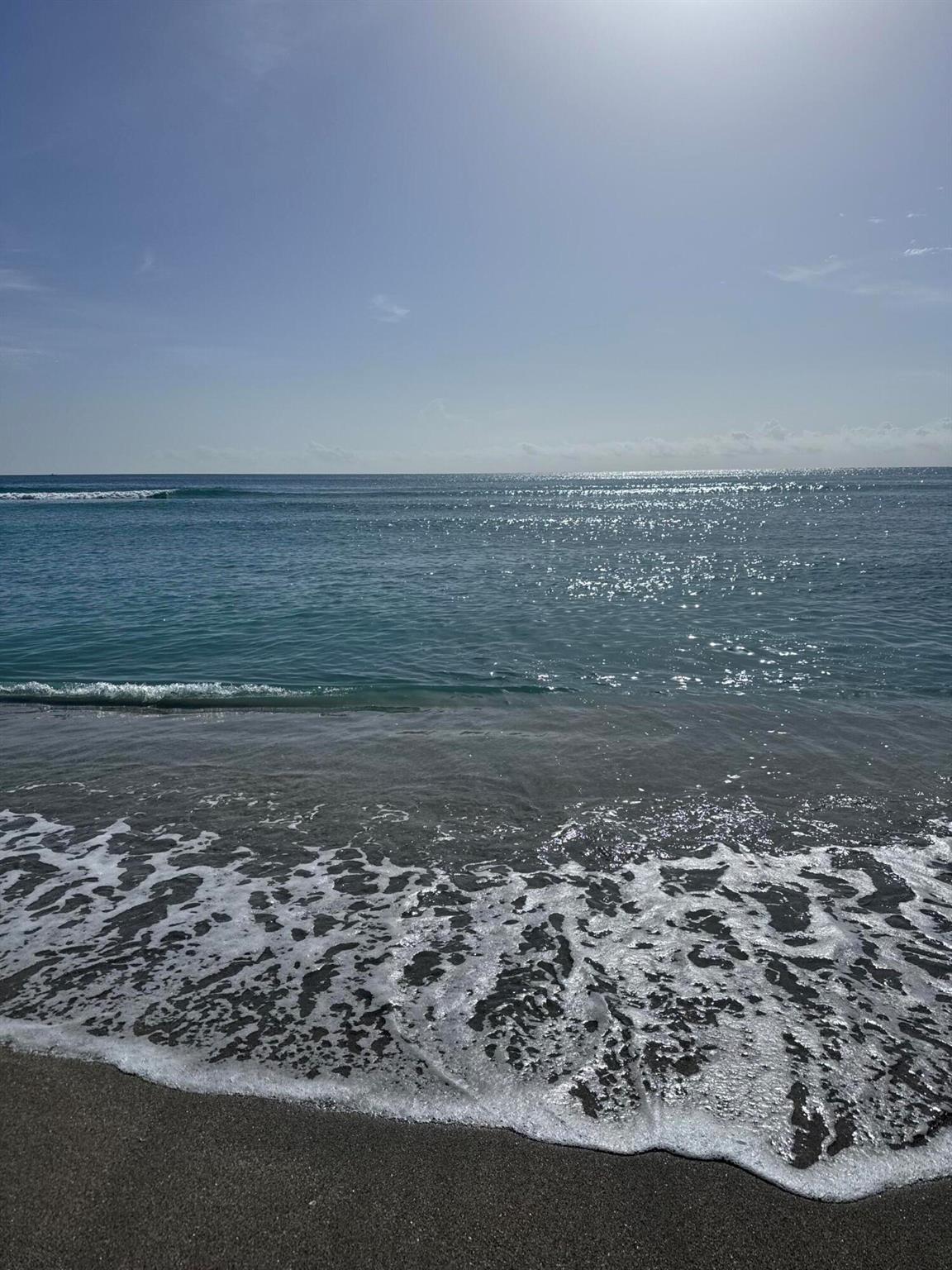 YACHT & COUNTRY CLUB OF S - Residential