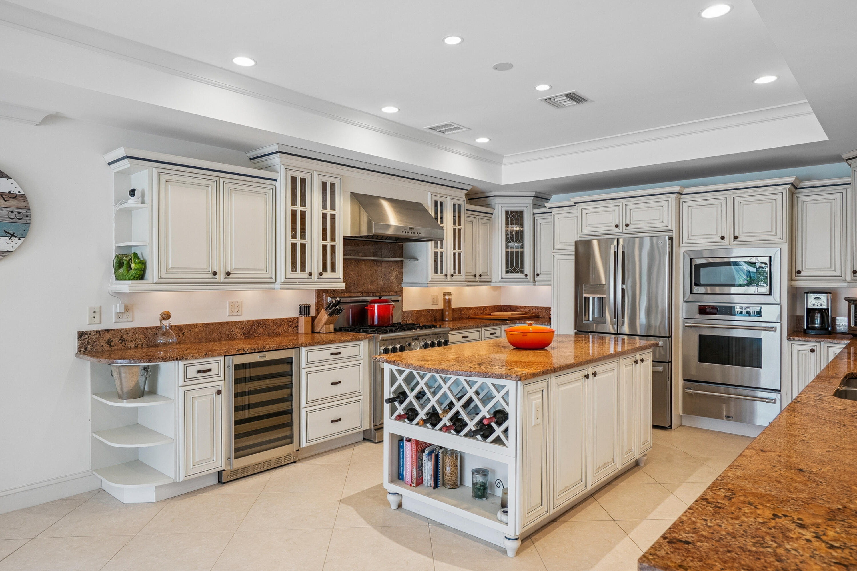 YACHT & COUNTRY CLUB OF STUART - Residential