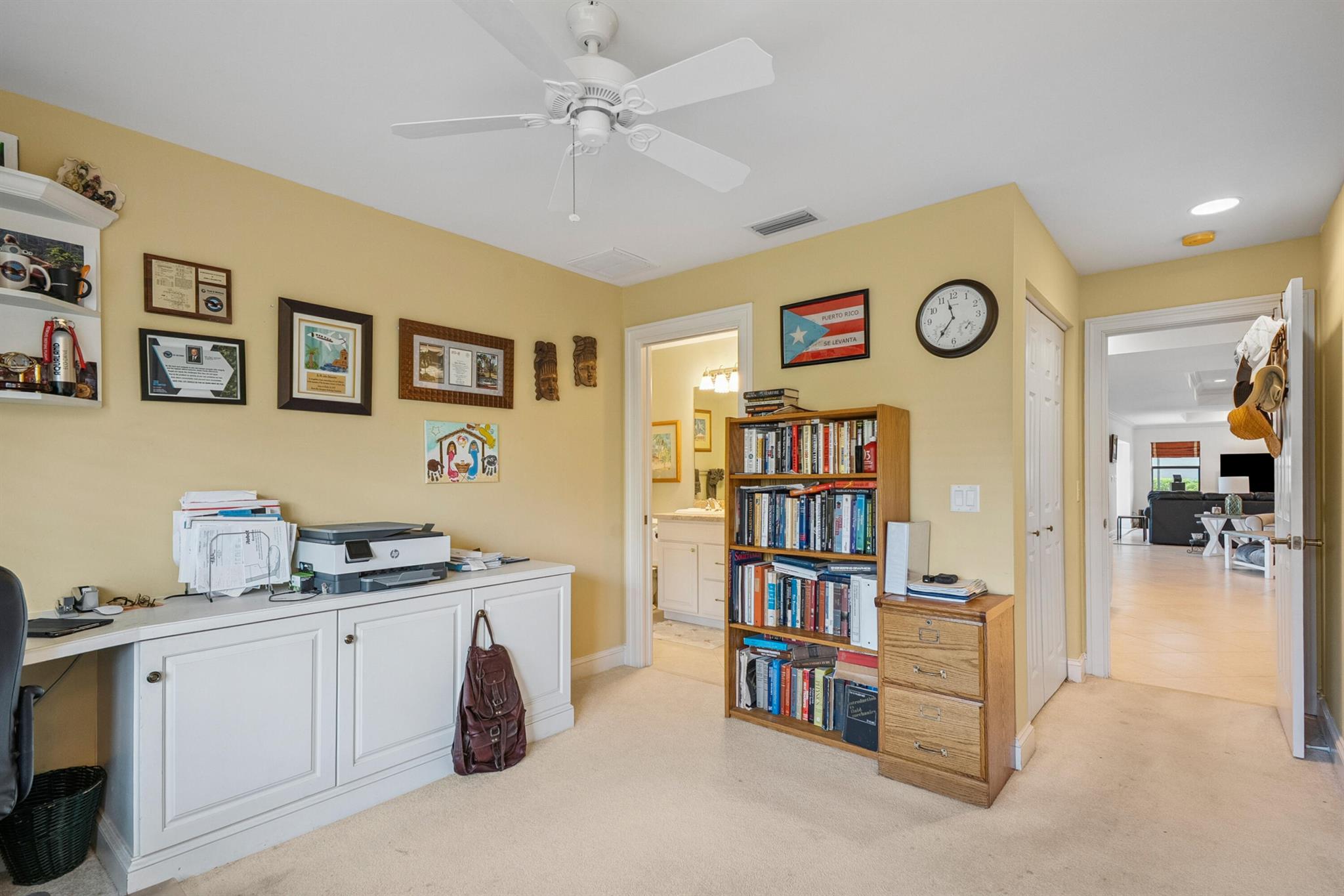 YACHT & COUNTRY CLUB OF S - Residential