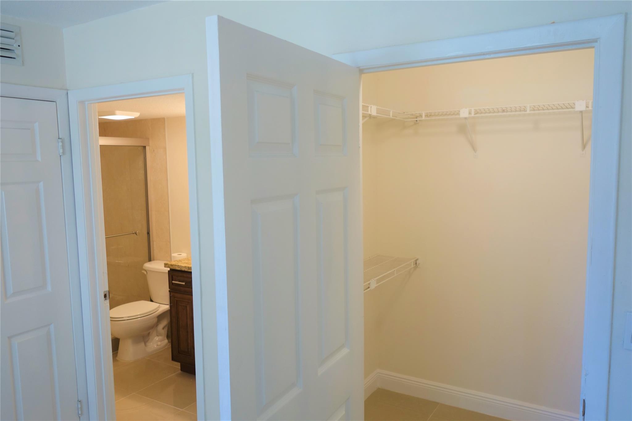 Sun Vista Gardens Condo - Residential Lease