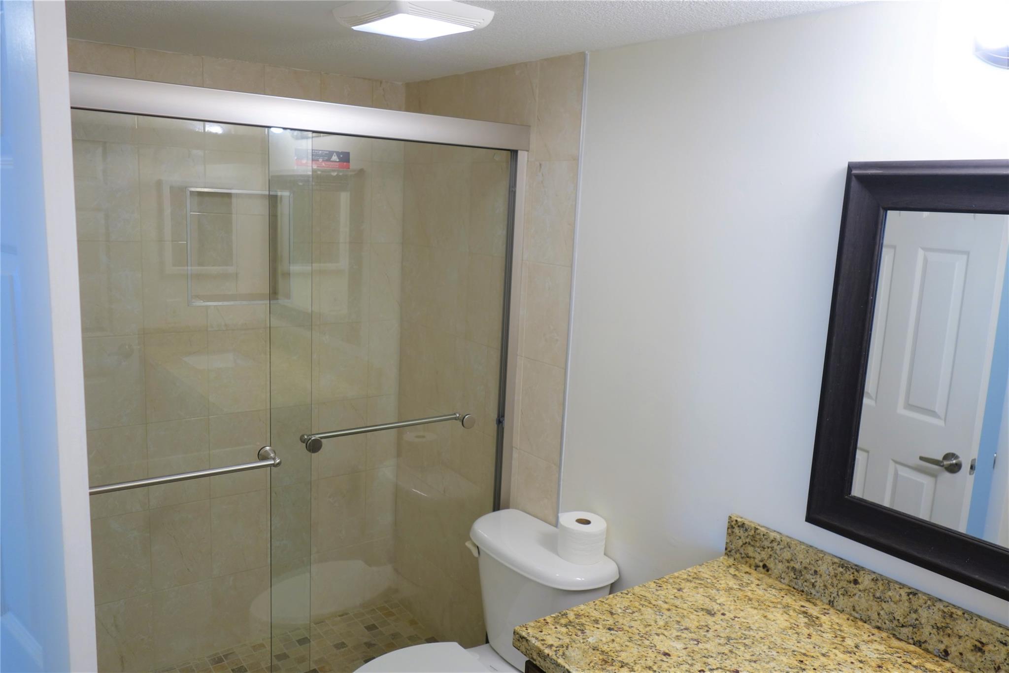 Sun Vista Gardens Condo - Residential Lease