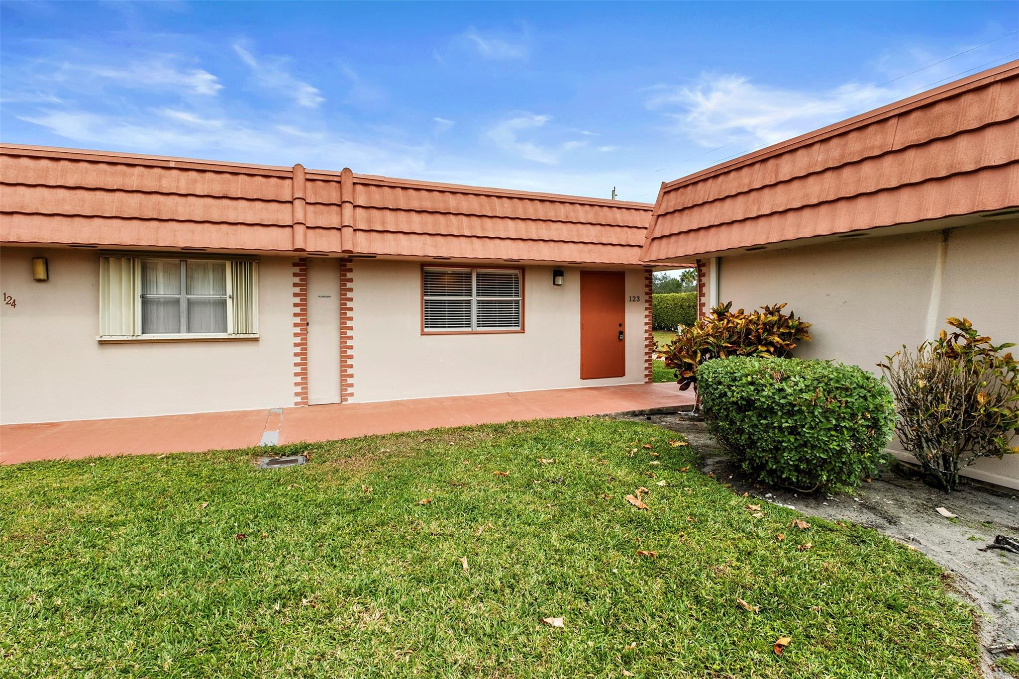 KINGS POINT SEVILLE CONDO - Residential