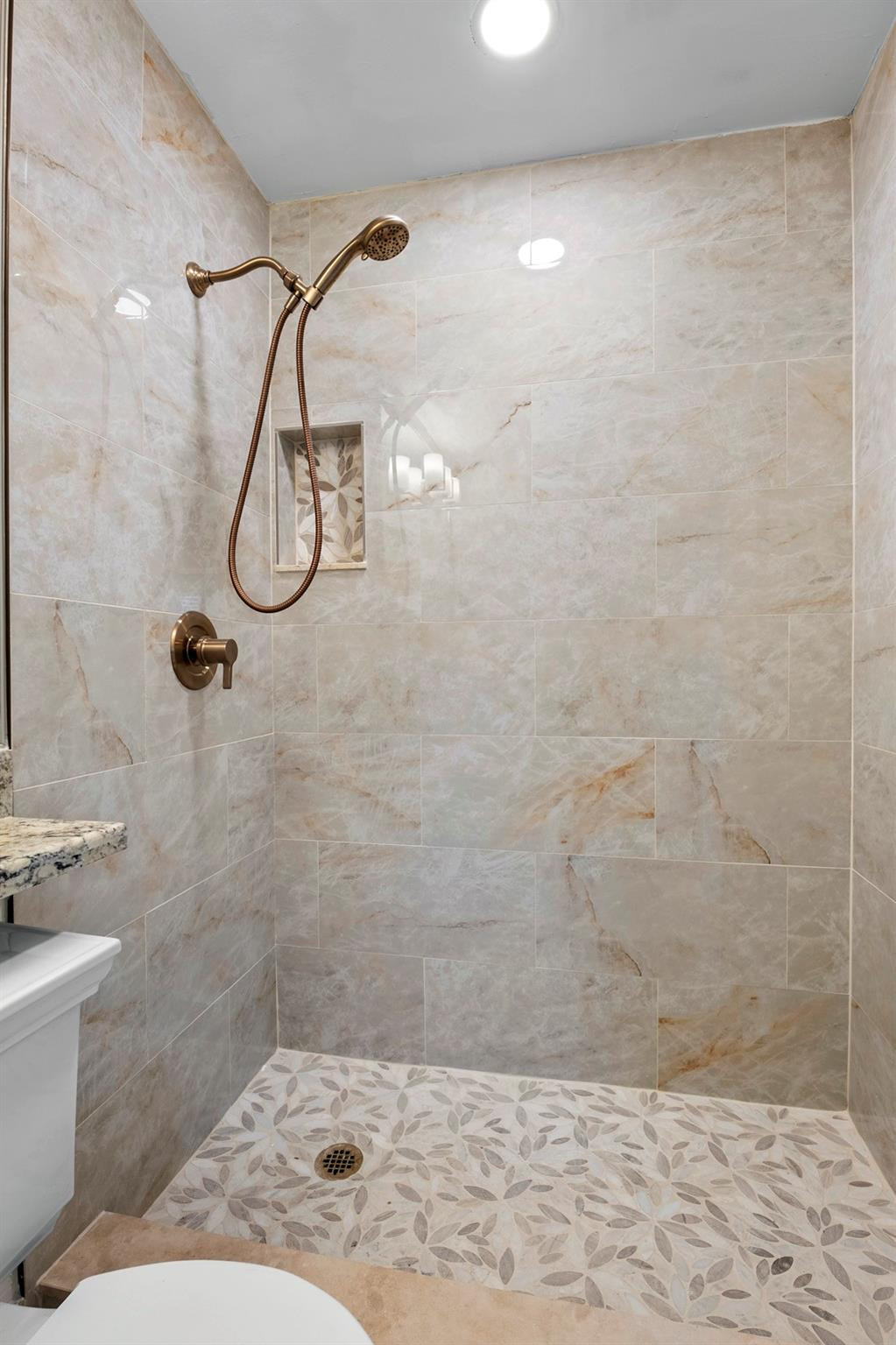 KINGS POINT SEVILLE CONDO - Residential