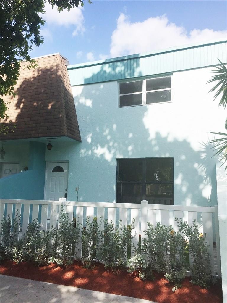 Townhomes of Oriole - Residential