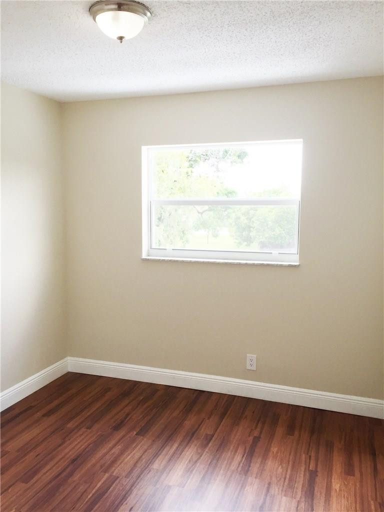 Townhomes of Oriole - Residential