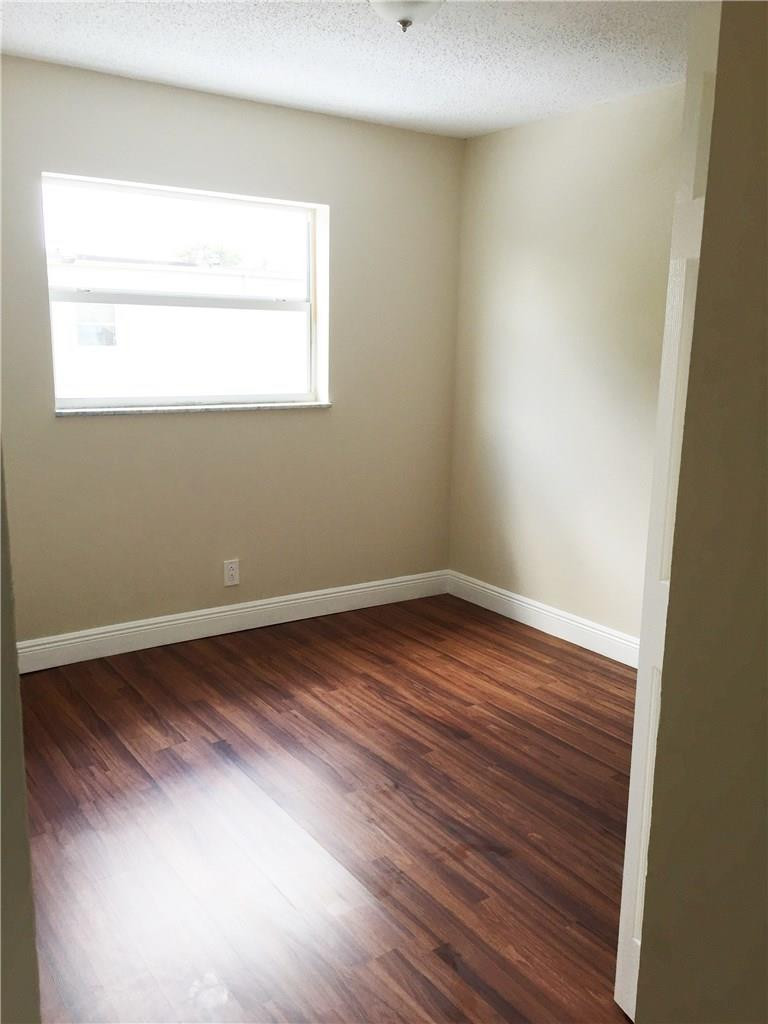 Townhomes of Oriole - Residential