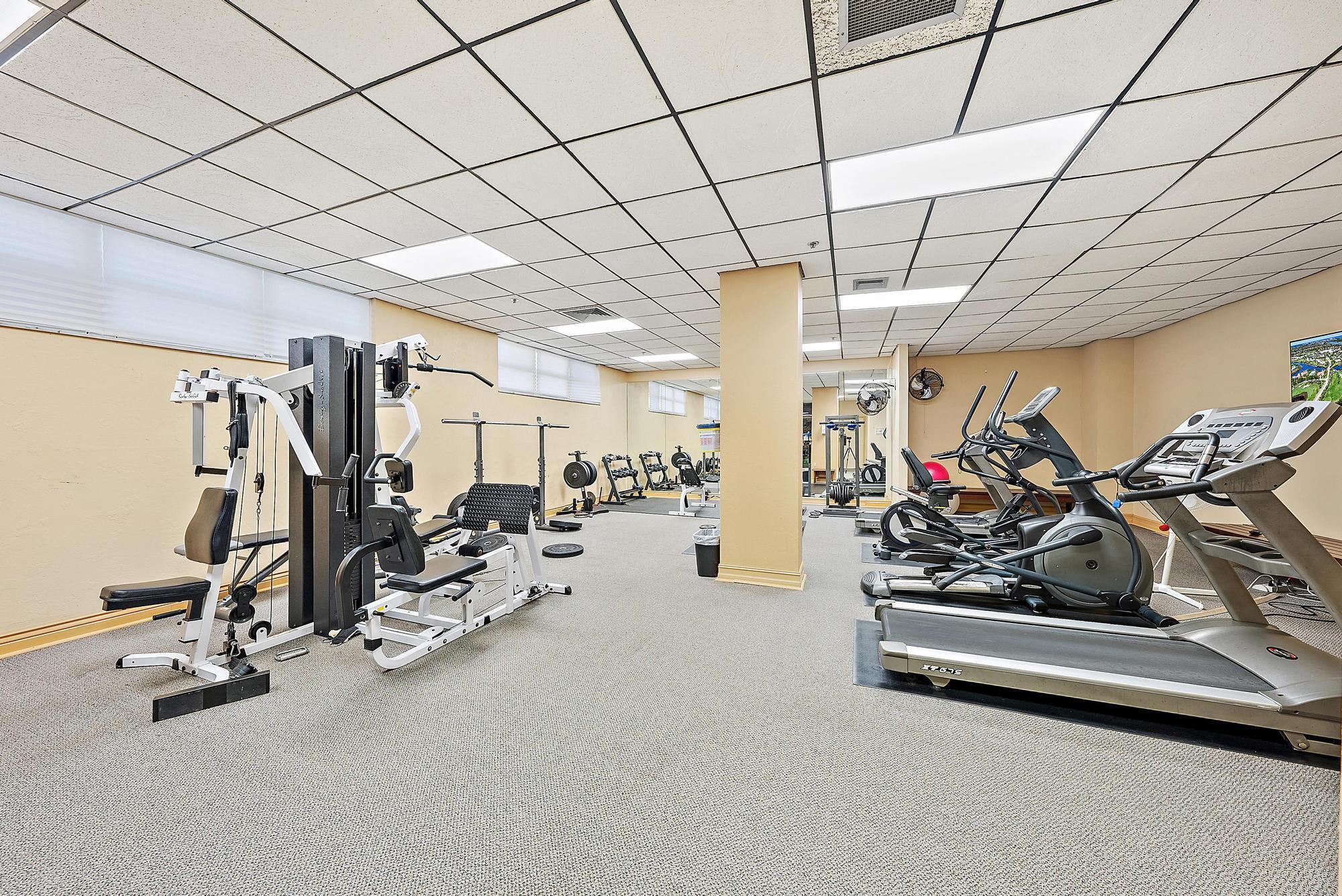 AQUARIUS CONDO - Residential