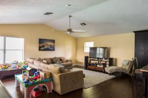 PALM BEACH COUNTRY ESTATES - Residential