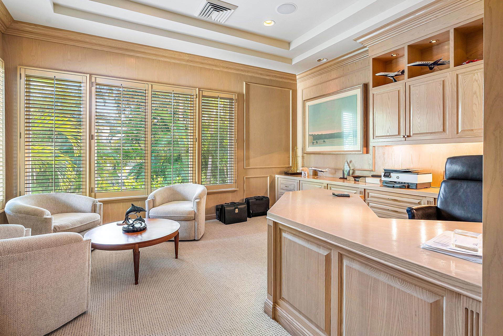 ROYAL PALM YACHT & COUNTR - Residential