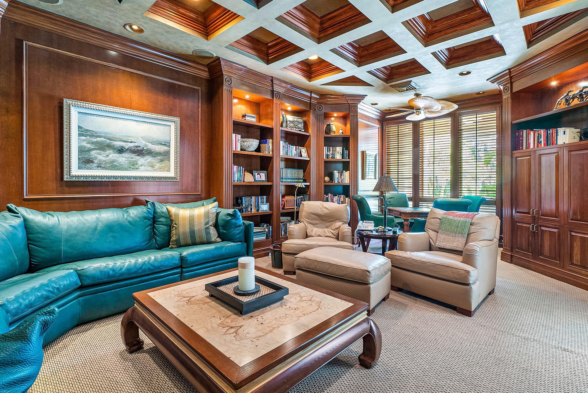 ROYAL PALM YACHT & COUNTR - Residential