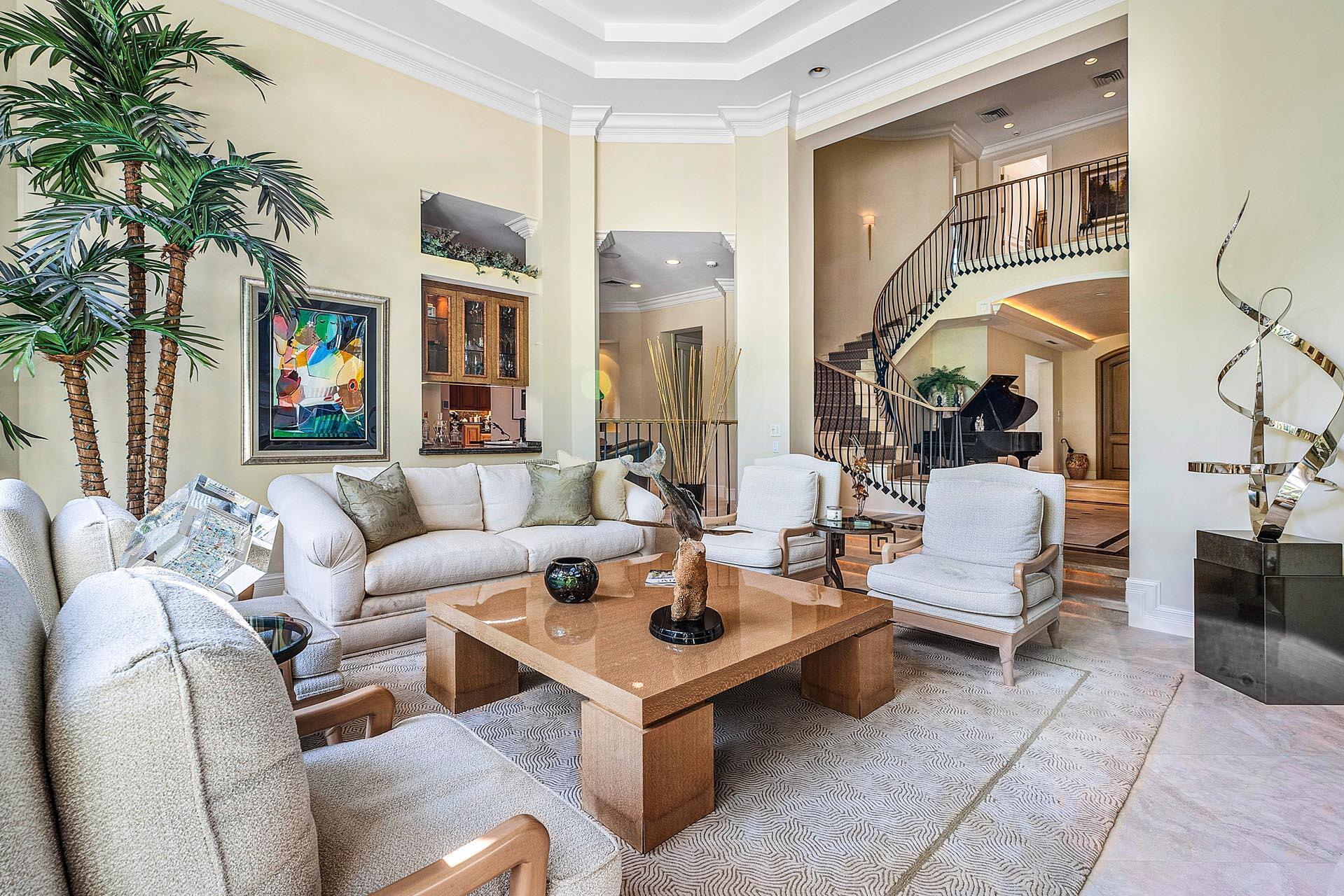 ROYAL PALM YACHT & COUNTR - Residential