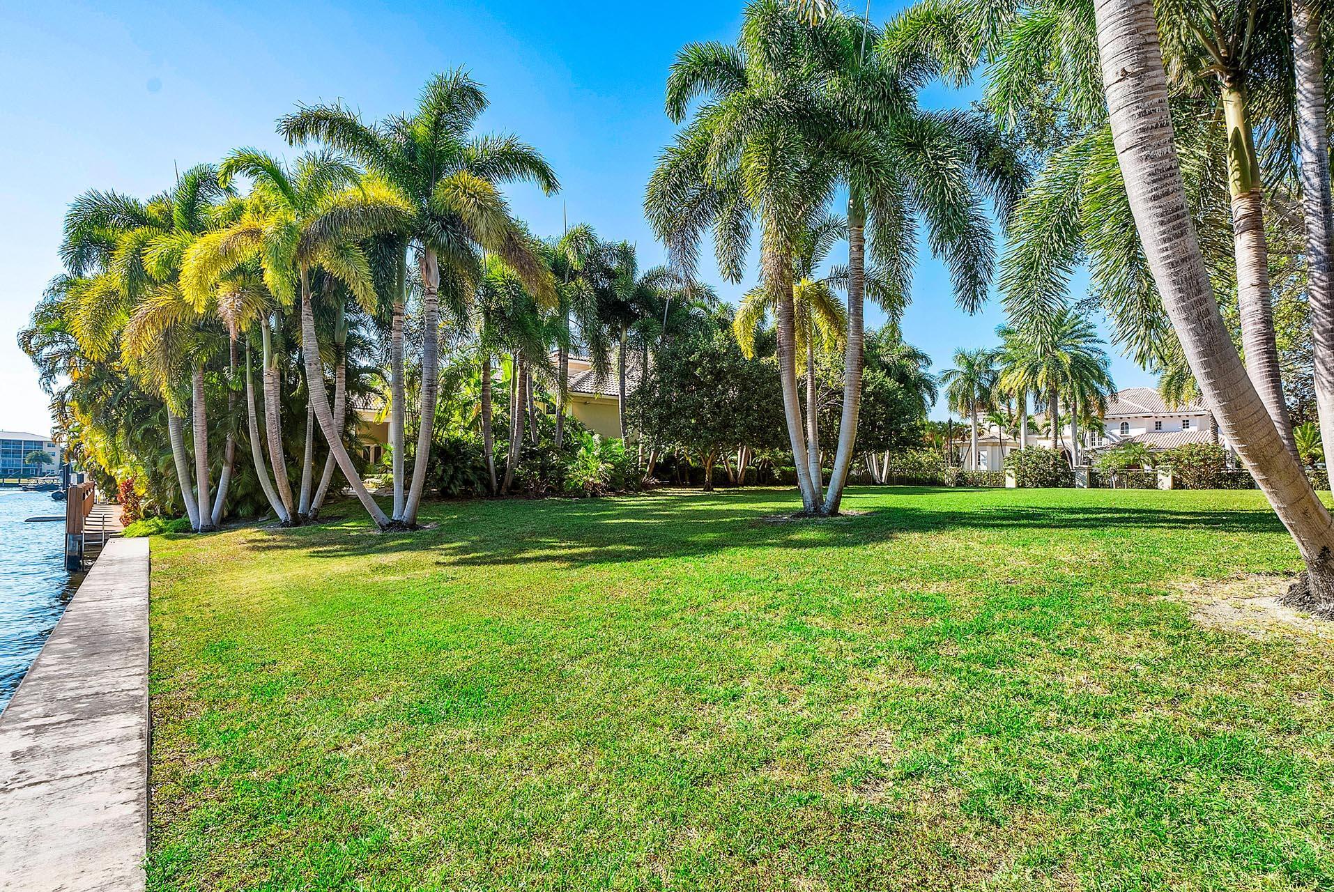 ROYAL PALM YACHT & COUNTR - Residential