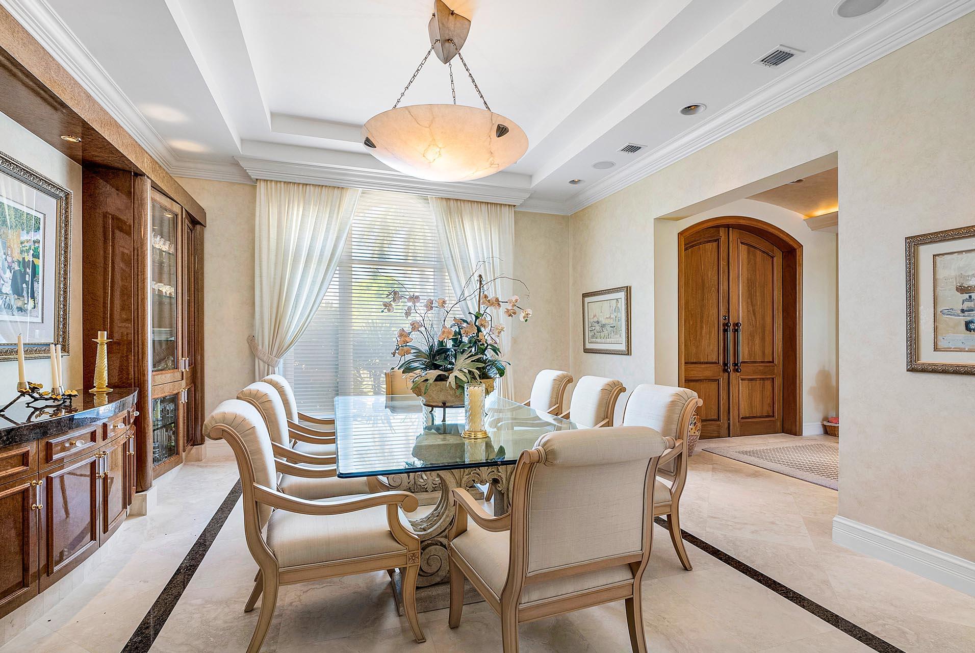 ROYAL PALM YACHT & COUNTR - Residential