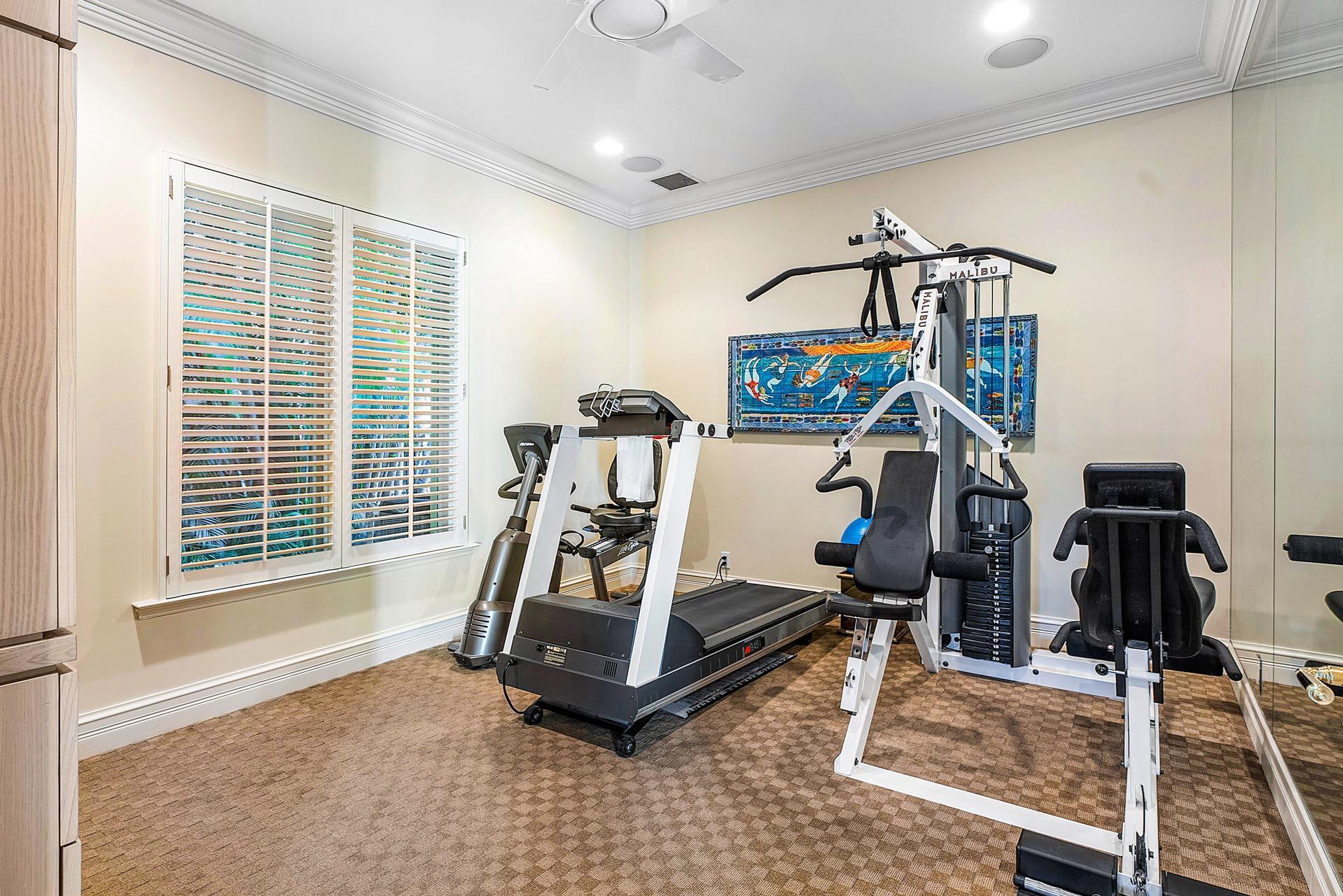 ROYAL PALM YACHT & COUNTR - Residential