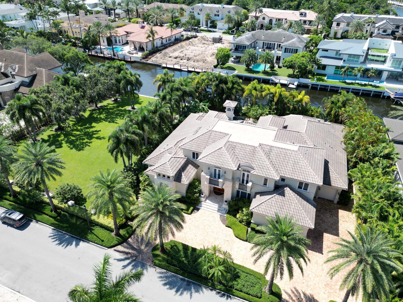 ROYAL PALM YACHT & COUNTR - Residential