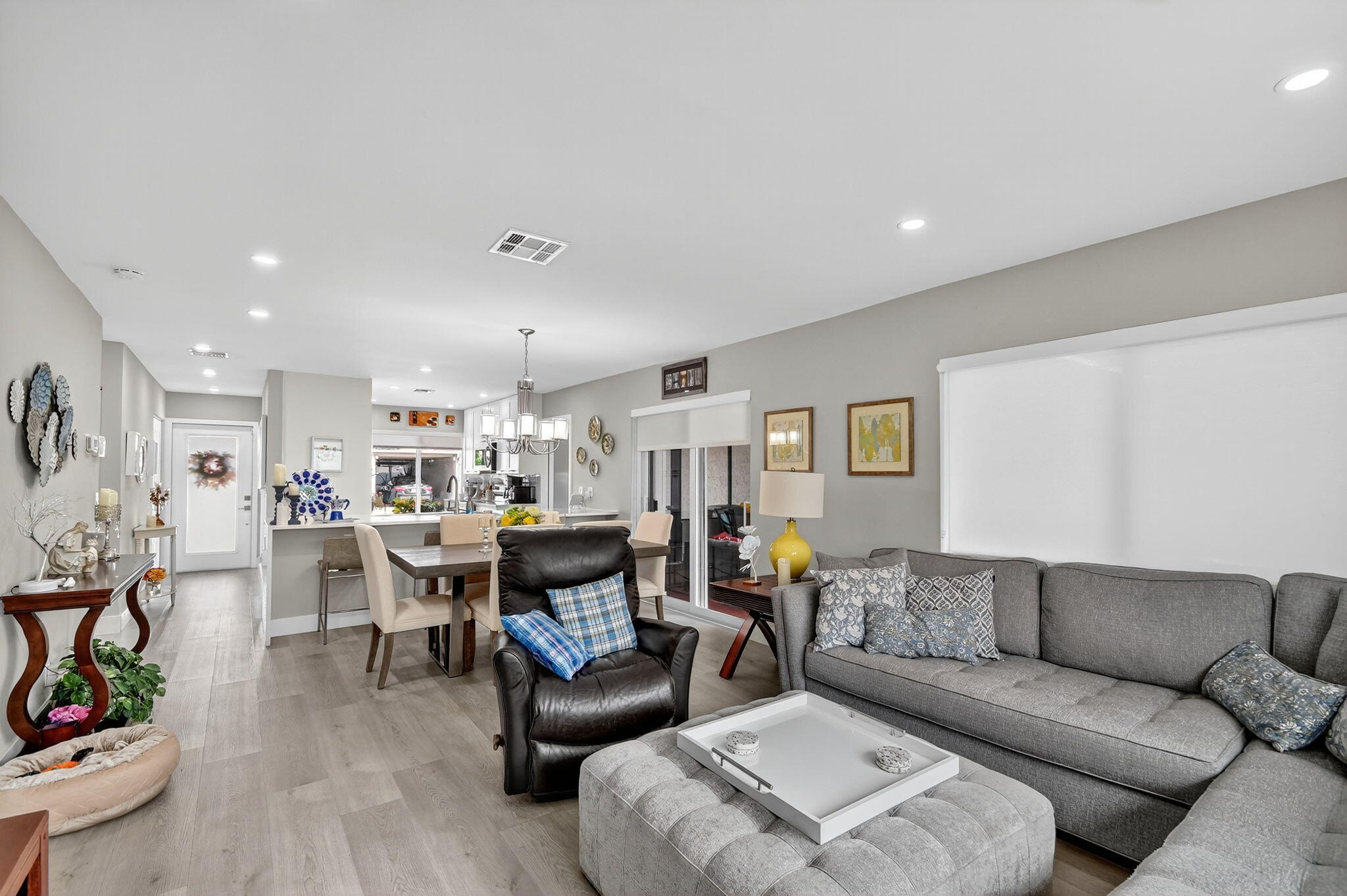 CAMELOT VILLAGE SEC 2 - Residential