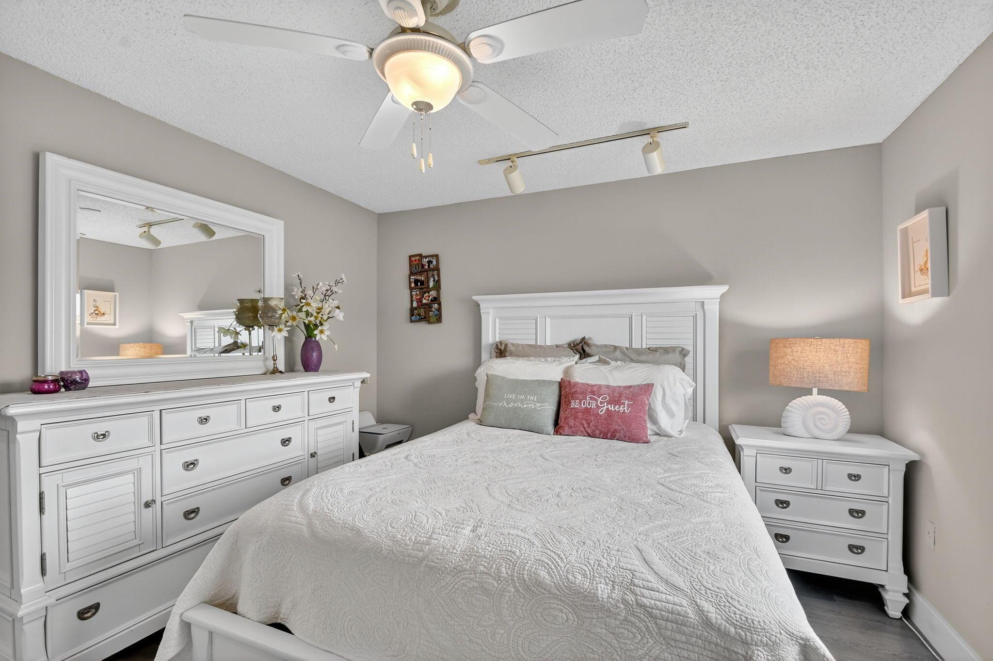 CAMELOT VILLAGE SEC 2 - Residential