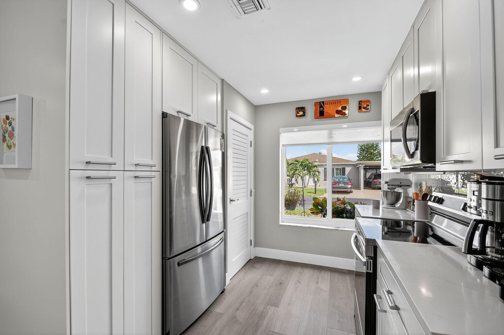 CAMELOT VILLAGE SEC 2 - Residential