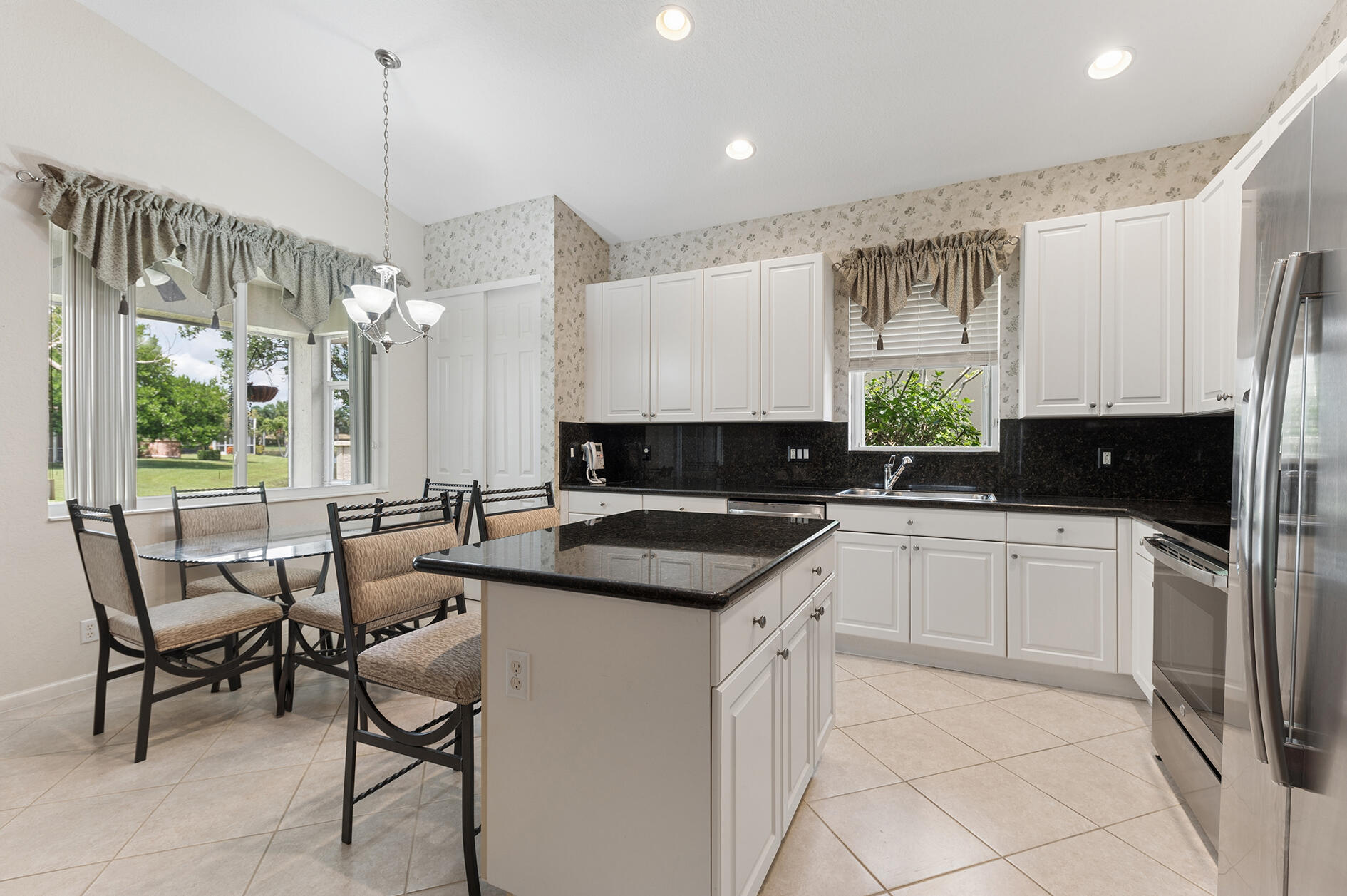 BAYWINDS RPD 10 - Residential