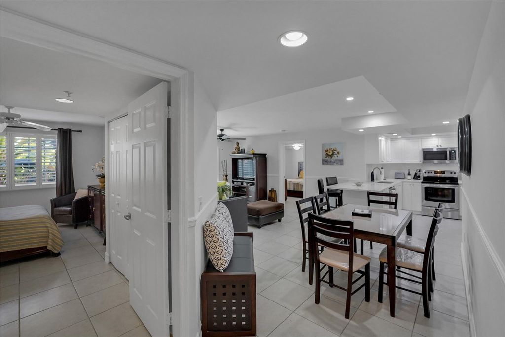 Photo of 2125 SE 10 Avenue #1011, Fort Lauderdale, FL 33316 (MLS # F10544326)