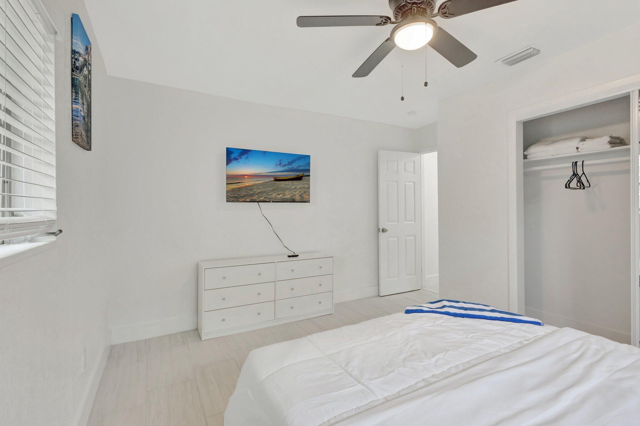 SKYLINE HEIGHTS - Residential Lease